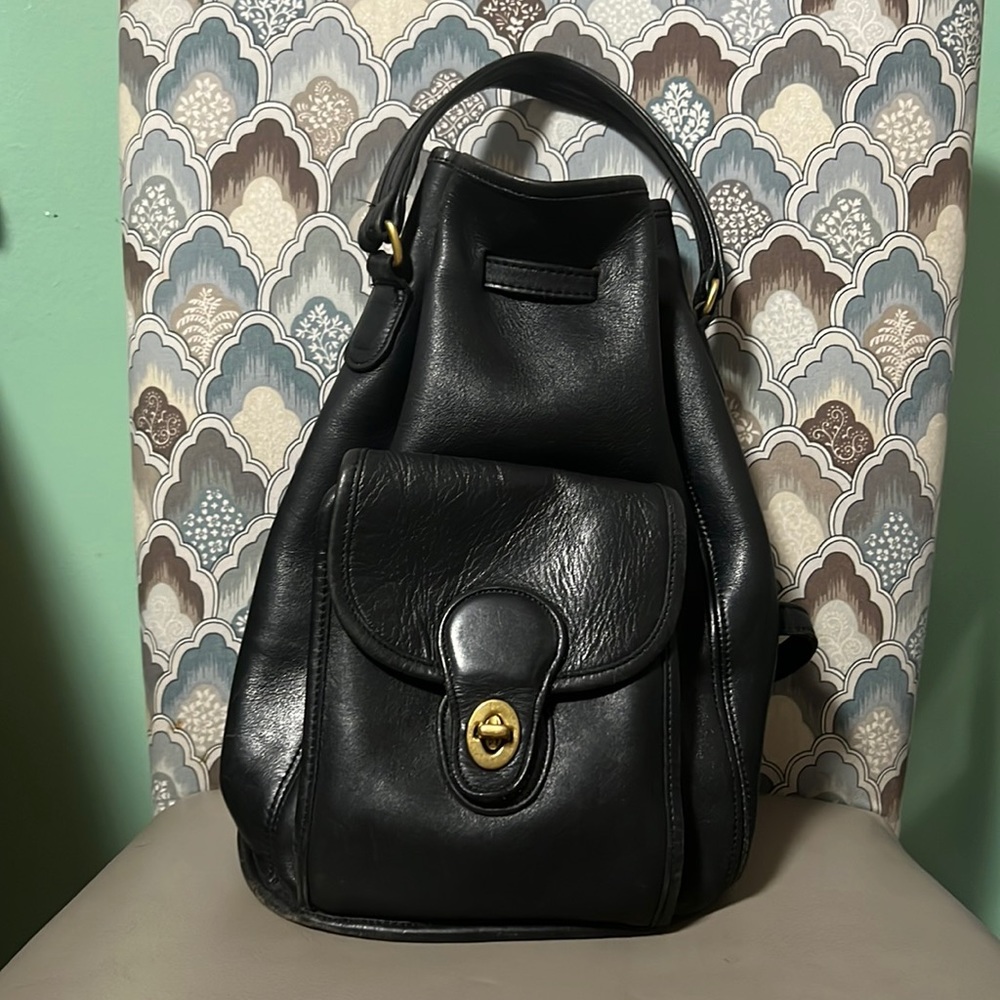 Coach Rare Vintage 1990’s Leather Bucket Barrel Backpack Bag black